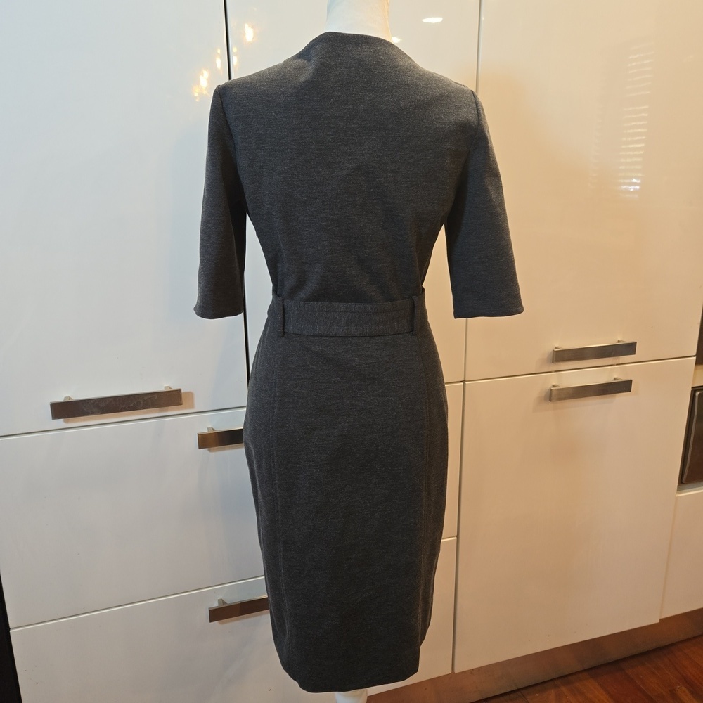 Banana Republic Short Sleeve Belted Stretch Midi Sheath Dress Gray Size 4 - Picture 3 of 10